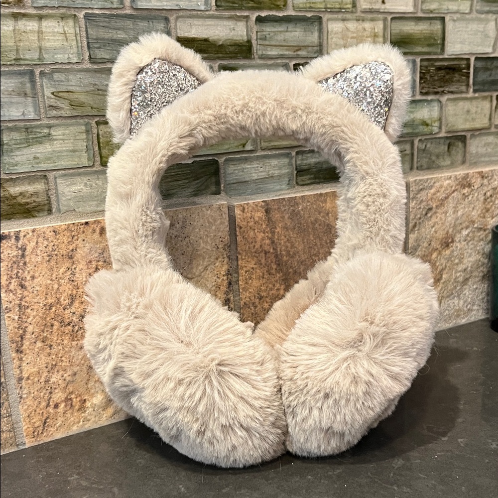 Cozy Cream Cat Ear Kids Earmuffs